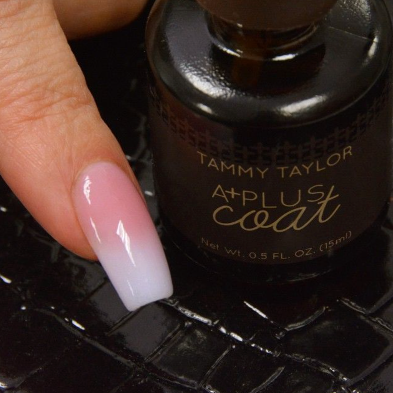 Tammy Taylor | A+ Top Coat - Acrylic Sealer for Pink and White Nails | Top & Base Coats